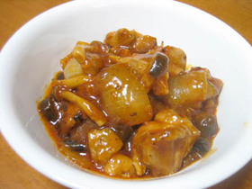 とっても簡単☆チキンのトマト煮込み