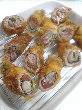 天ぷら粉で豚肉の梅肉揚げ
