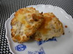 チーズ・ビスケット。