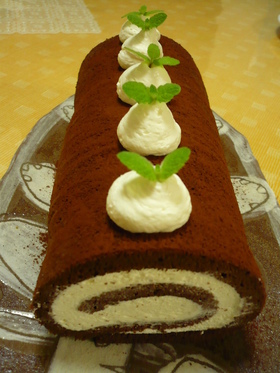 ココアロールケーキ