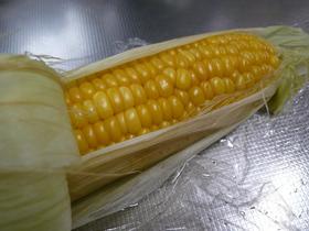 電子レンジでトウモロコシ