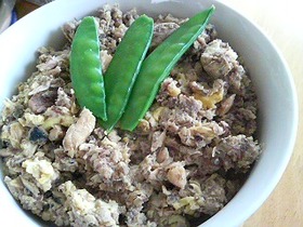 さば缶と卵のそぼろ丼