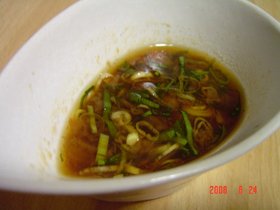 梅とネギのさっぱりたれ　冷しゃぶに☆