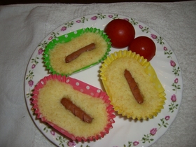 ウインナー蒸しパン(カレー風味)