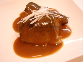 一度に入れて煮るだけ♪鯖の味噌煮
