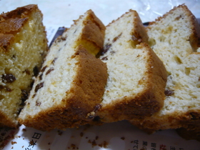ノンオイル☆ラムレーズンのふんわりケーキ
