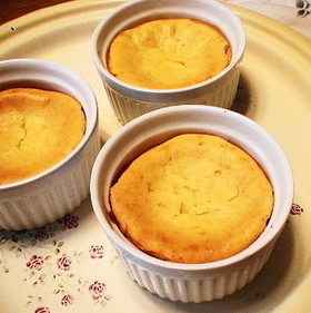 簡単ヘルシーなヨーグルトチーズケーキ
