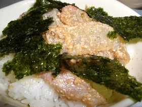 鯛のゴマあえ丼