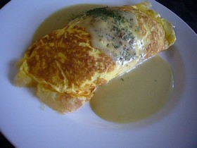 グリーンカレーオムライス