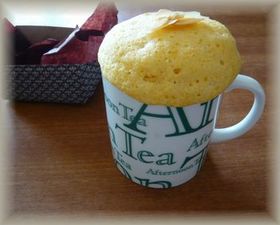 即席カップケーキ　ジャム入り