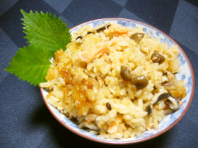 鮭ときのこの炊き込みごはん