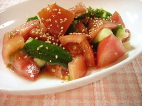 本当に簡単!トマトと叩き胡瓜のサラダ*
