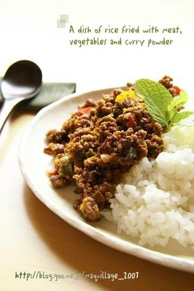 ドライカレー