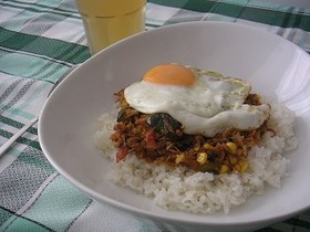 食欲すすんじゃうよ♪ツナドライカレー