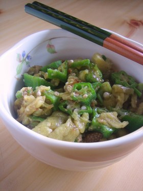 なすとオクラのあっさり丼
