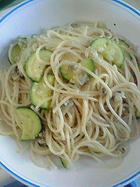 あさりとズッキーニのスパゲティ♪