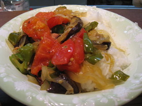 夏野菜のラタトゥーユ風どんぶり
