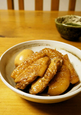 手羽先と大根の煮物