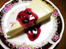 濃厚だけどさっぱりレアチーズタルト