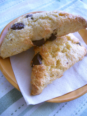 チョコチャンクスコーン