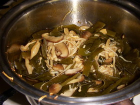 茎わかめと茸の佃煮