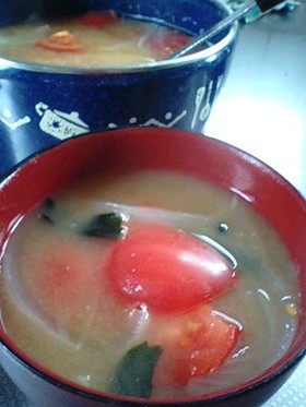トマトの味噌汁