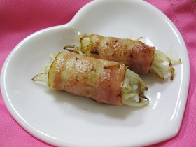 お弁当に簡単おかず❤もやしバタベー焼き❤
