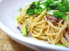 イカの塩辛でバター醤油パスタ