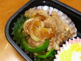 豚肉玉ねぎピーマンの甘辛炒め