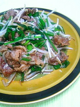 簡単！ニラともやしと牛肉の炒め物