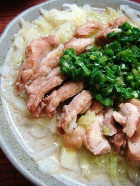 蒸し鶏のネギ塩たれ