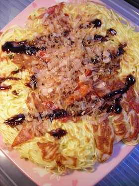 素麺で。お好み焼き風、昼めし