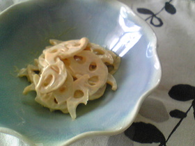 シャキシャキ蓮根のオイマヨサラダ