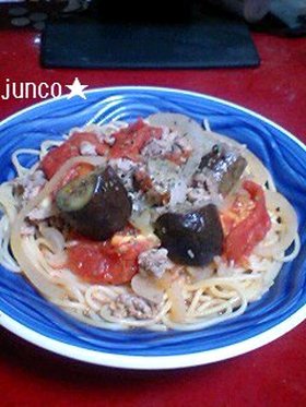 絶品☆豚肉とトマトとナスのパスタソース♪