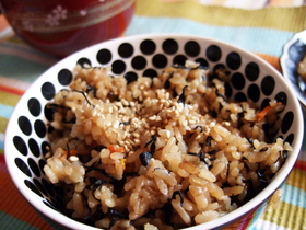 ヒジキご飯（炊飯器におまかせ）
