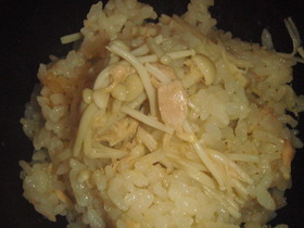 超簡単♪ツナとエノキの炊き込みご飯♪