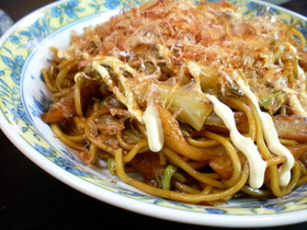 節約レシピ★平天入り焼きそば(´艸｀)