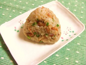 ✿天かすと桜エビのめんつゆおにぎり✿