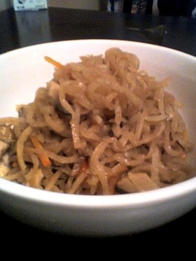 砂糖で煮込むよ☆切干大根の煮物