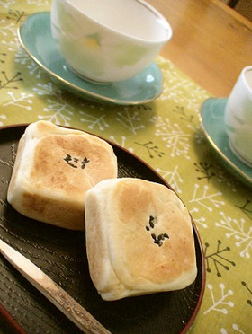 さつまいも餡の六方焼き