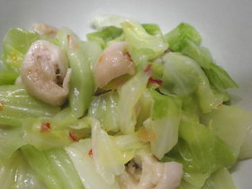 鶏皮とキャベツのスイチリ和え