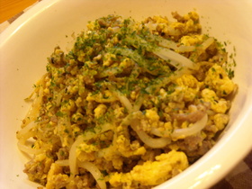 ✿普通に美味しぃ♪挽肉ともやしの卵炒め✿