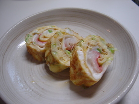 お弁当に＊ねぎとかにかま入り卵焼き