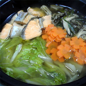 あったまろ！白菜たっぷりキノコ鍋