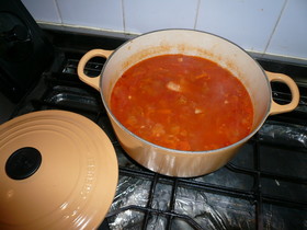 ルクルーゼで作る☆トマト缶ミネストローネ