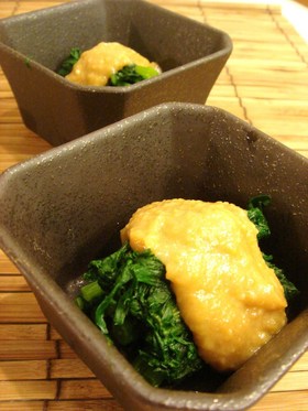 春菊の酢味噌胡麻あえ