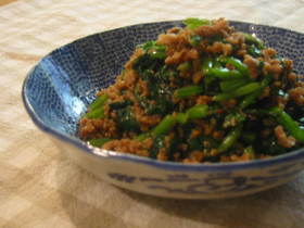 *ほうれん草の挽肉炒め*