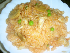 S炊飯器でチキンピラフ