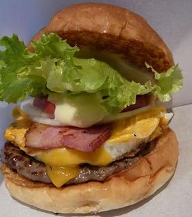高級ホテルの豪華ハンバーガーを手作りで！