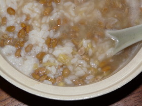 ショウガたっぷり納豆雑炊。